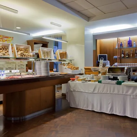 Don Curro Hotel
